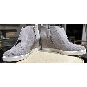 Linea Paolo Felicia Perforated Wedge Bootie Sneaker Gray Size 9M